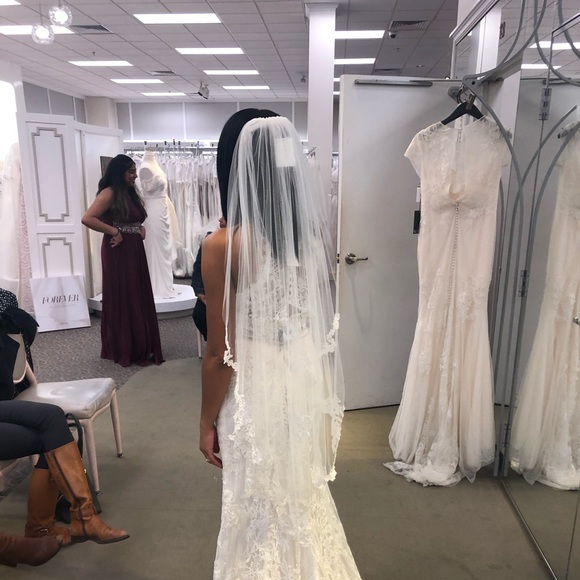 Brand new size 2 gown - Picture 5 of 6